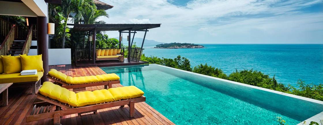 Hotel Swimming Pool