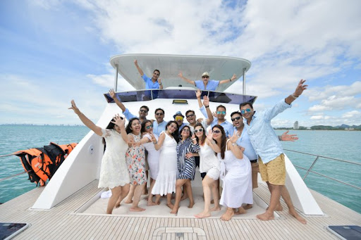 Arrival & Pattaya Yacht Party